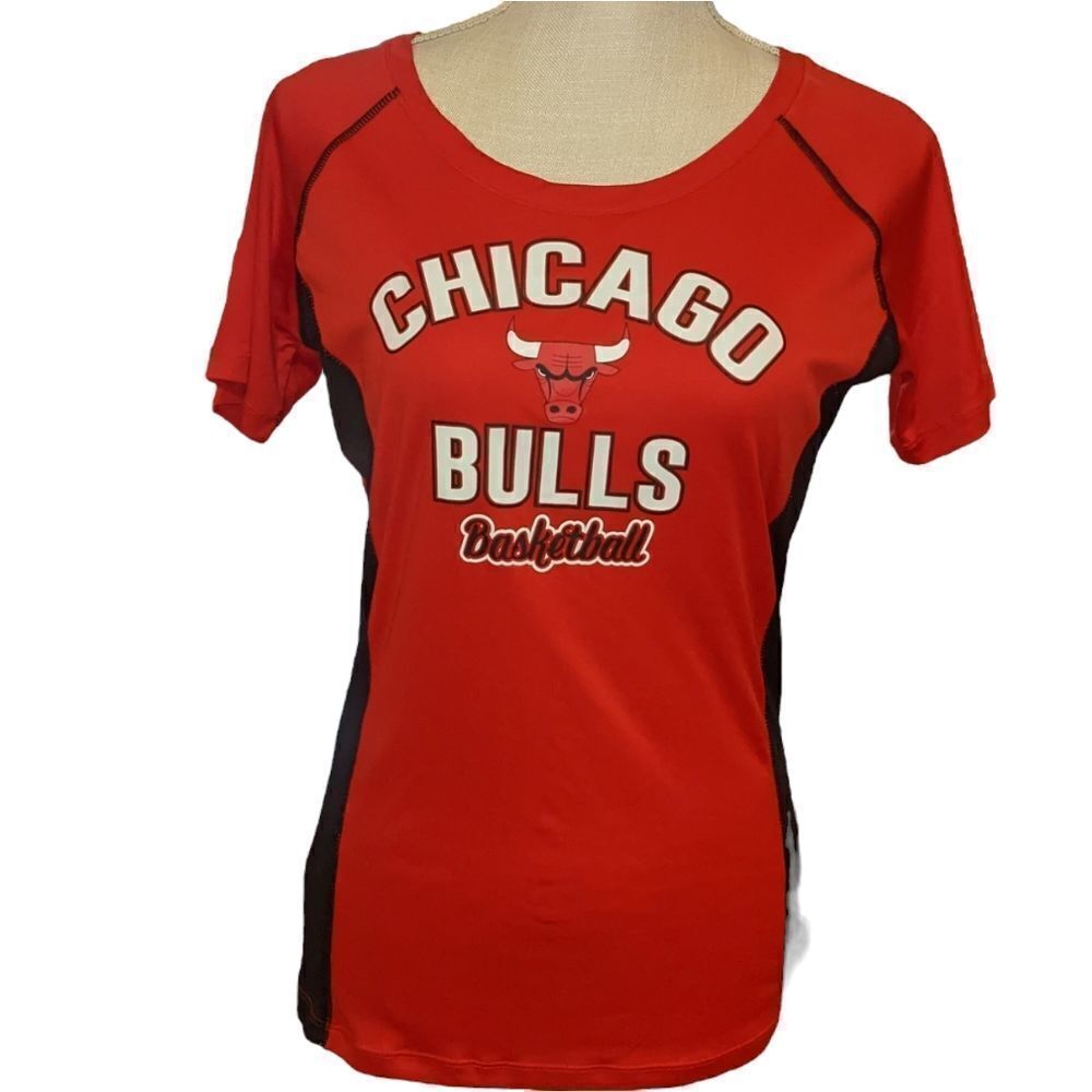 NBAโ Chicago Bulls women's top size medium